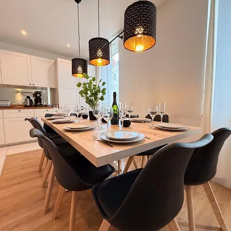 117 Gambetta Maison 4 Chambres, 4 Sdb Et Terrasse * Reims