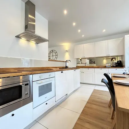 117 Gambetta Maison 4 Chambres, 4 Sdb Et Terrasse Reims