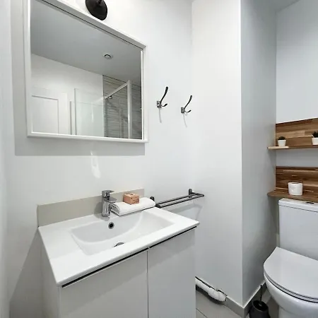 شقة 117 Gambetta Maison 4 Chambres, 4 Sdb Et Terrasse رانس